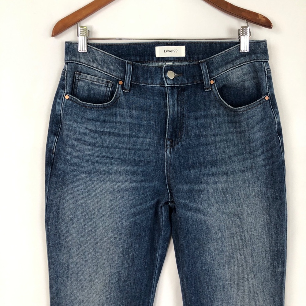 Level 99 Claudia Flare Jeans Mid Rise Brit Blue Size 31 Stretch - Picture 3 of 8